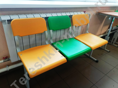 Блок стульев 3-х местный сиденье спинка пластик